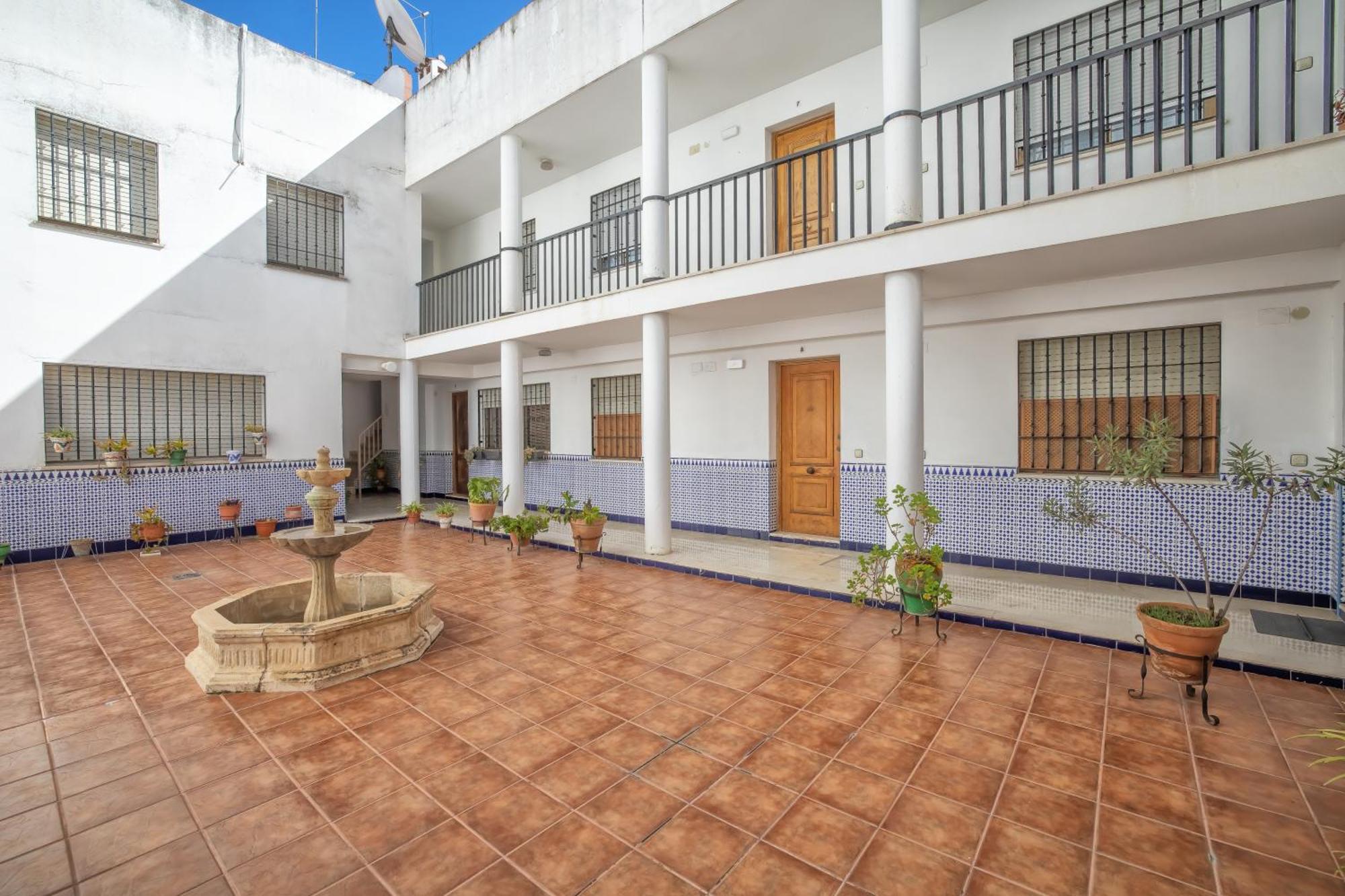 Las Azucenas De Conchaa- Parking Privado Gratuito Cordoba Dış mekan fotoğraf